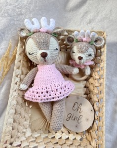 Zestaw Maskotka + grzechotka SARENKA BAMBI