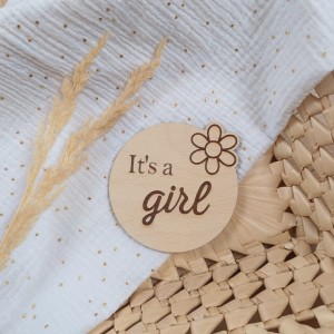 Tabliczka drewniana -  It's a girl - Kwiatek