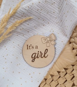 Tabliczka drewniana -  It's a girl - Kokardka